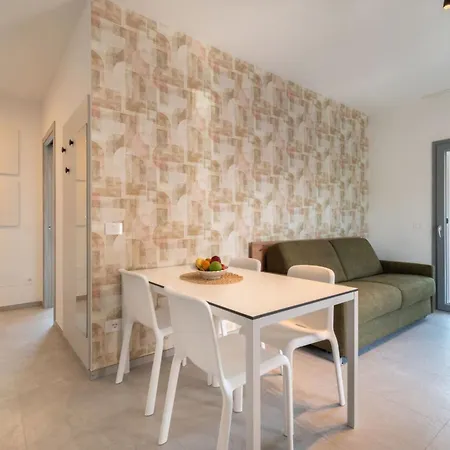 Daire One Life Suites-9 By Interhome